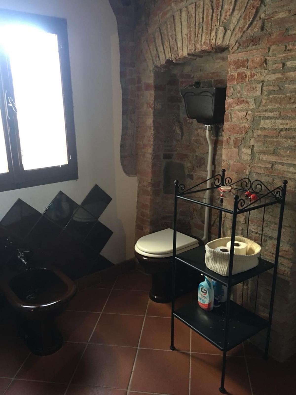 La Divina Dimora Il Castello Degli Spiriti Magni Lägenhet Montepescali Exteriör bild