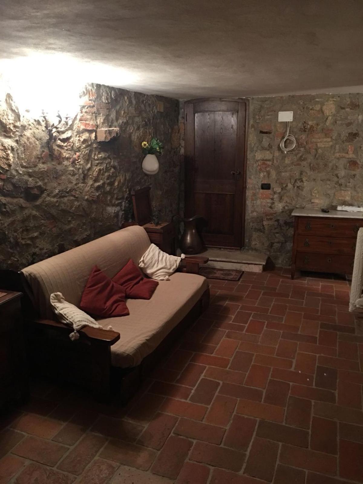 La Divina Dimora Il Castello Degli Spiriti Magni Lägenhet Montepescali Exteriör bild